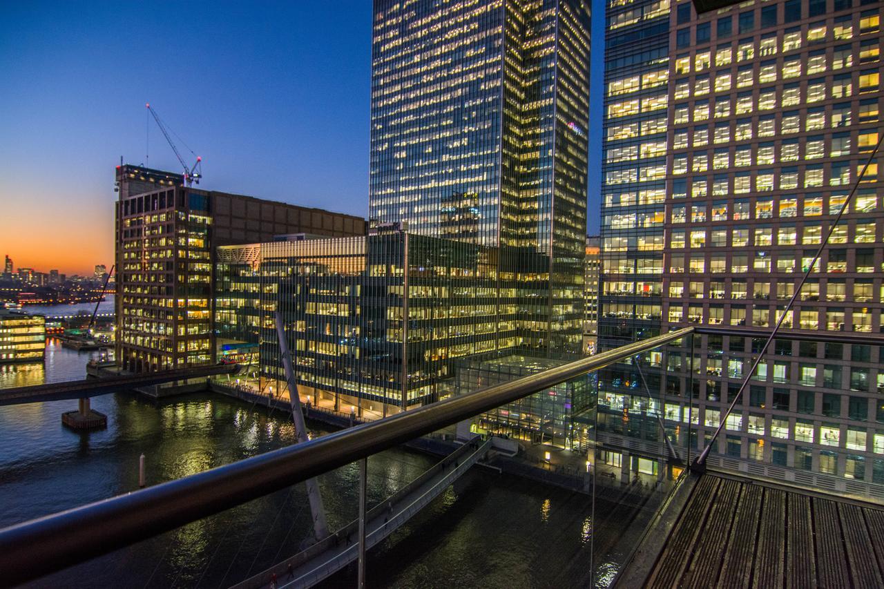 Canary Wharf - Corporate River View Apartments 런던 외부 사진