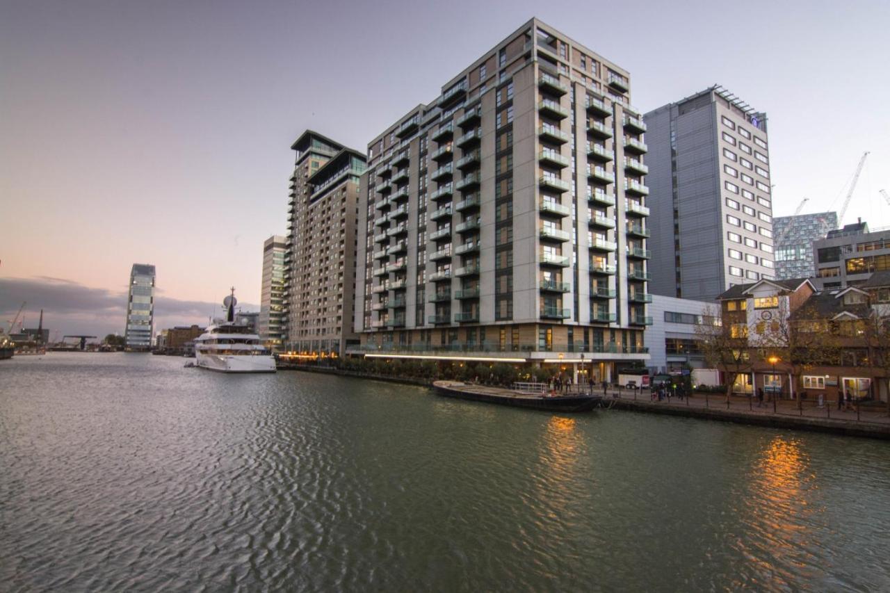 Canary Wharf - Corporate River View Apartments 런던 외부 사진