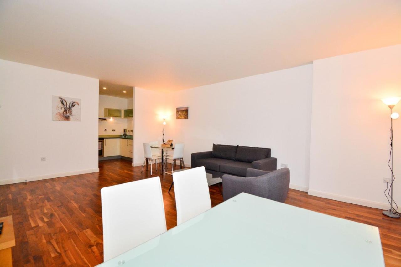 Canary Wharf - Corporate River View Apartments 런던 외부 사진