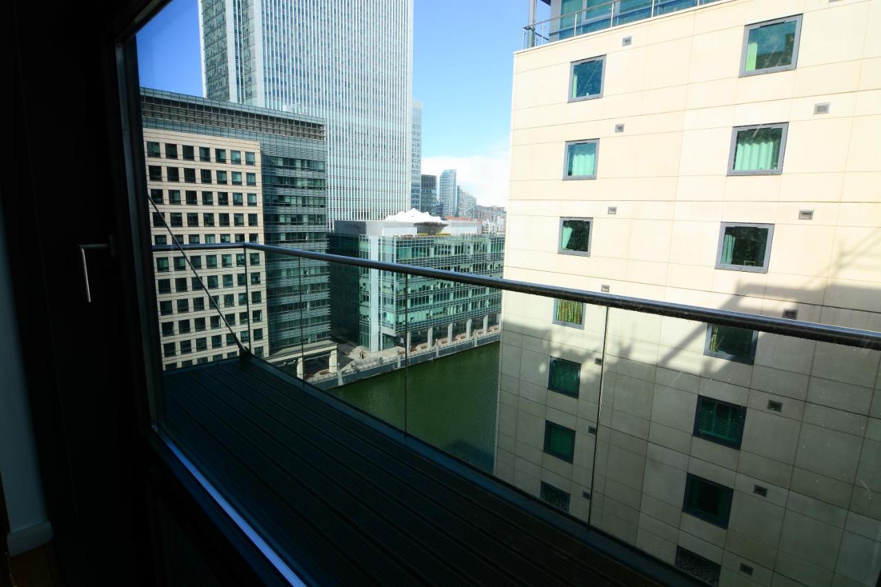 Canary Wharf - Corporate River View Apartments 런던 외부 사진