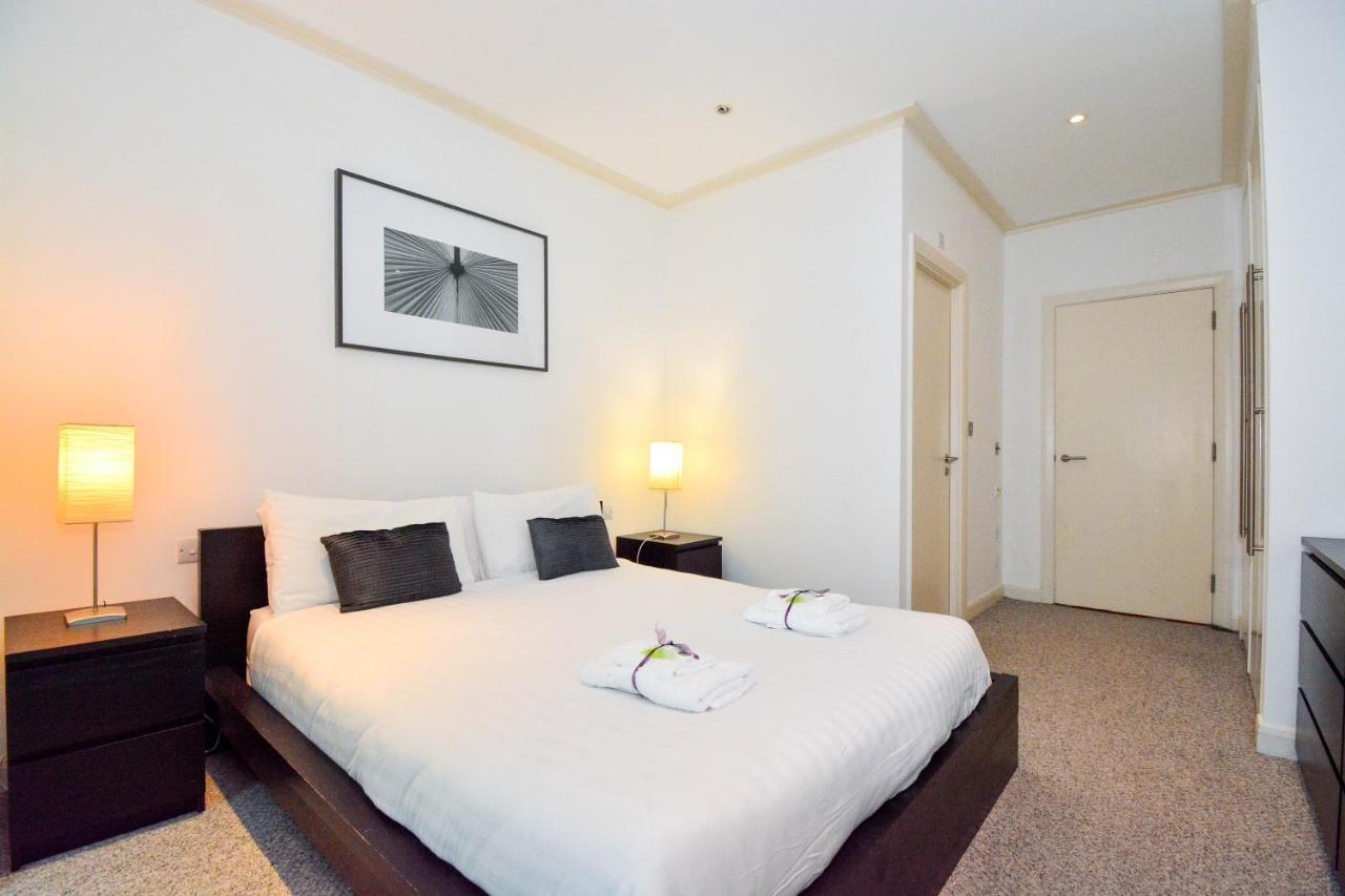 Canary Wharf - Corporate River View Apartments 런던 외부 사진