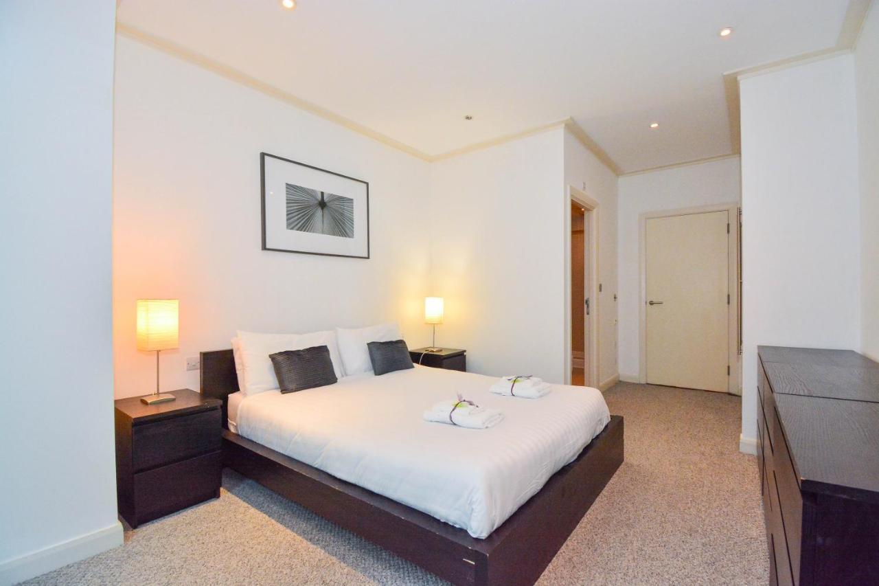Canary Wharf - Corporate River View Apartments 런던 외부 사진